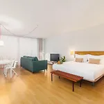 Dream On - Clerigos Lofts פורטו