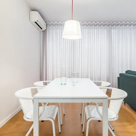 Dream On - Clérigos Lofts Appartamento Oporto